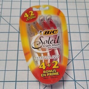 BIC Soleil Triple Blade Razors Set of‎ 6 NIP
